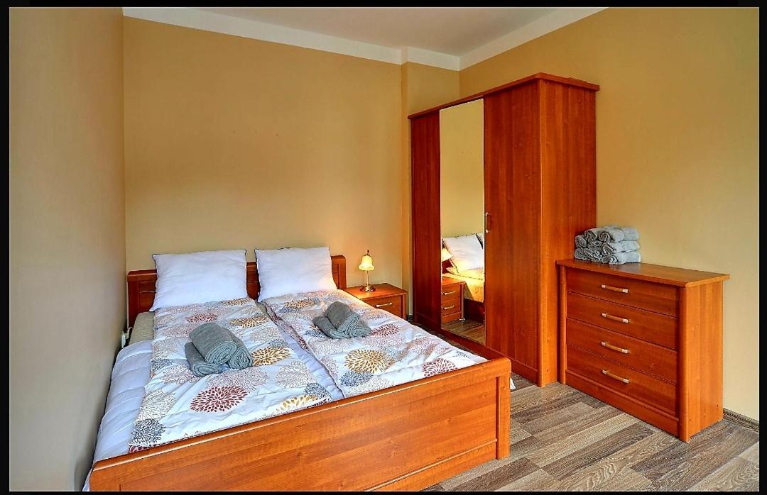 Апартаменты Apartament Partyzantow Шклярска-Поремба Экстерьер фото